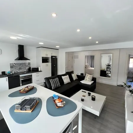 El Arbeyal For 3 Apartment