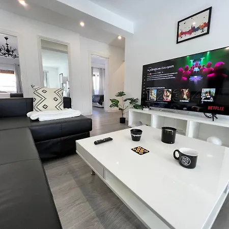 El Arbeyal For 3 Apartment *